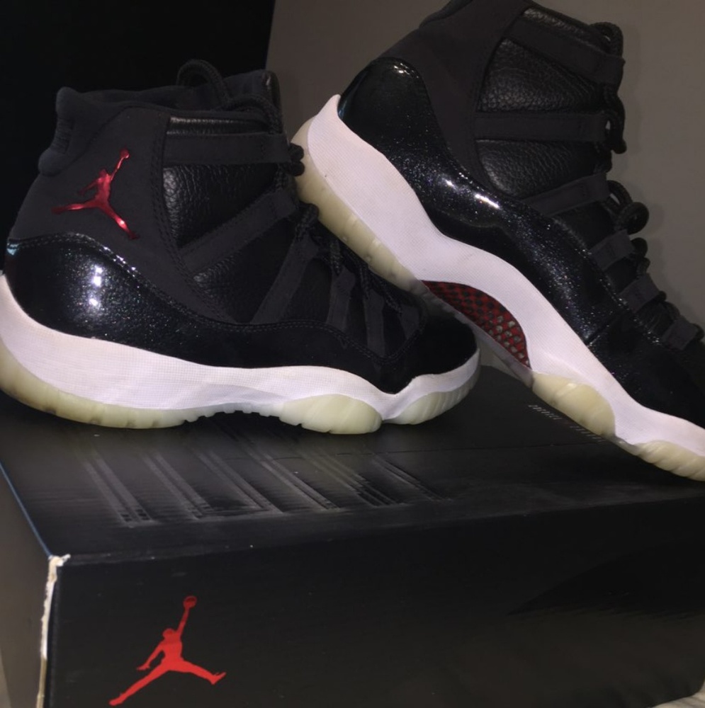 Jordan 11 72-10 size 9.